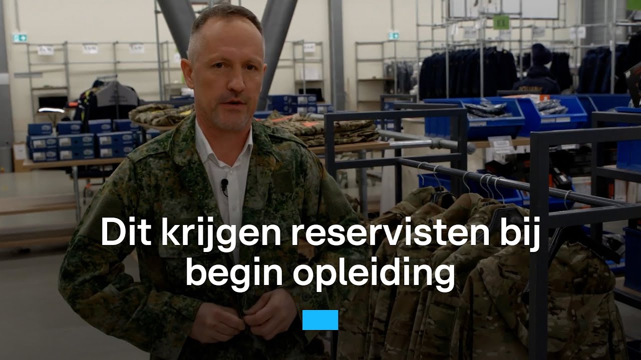 Zo ziet de uitrusting van een reservist eruit | RTL Nieuws