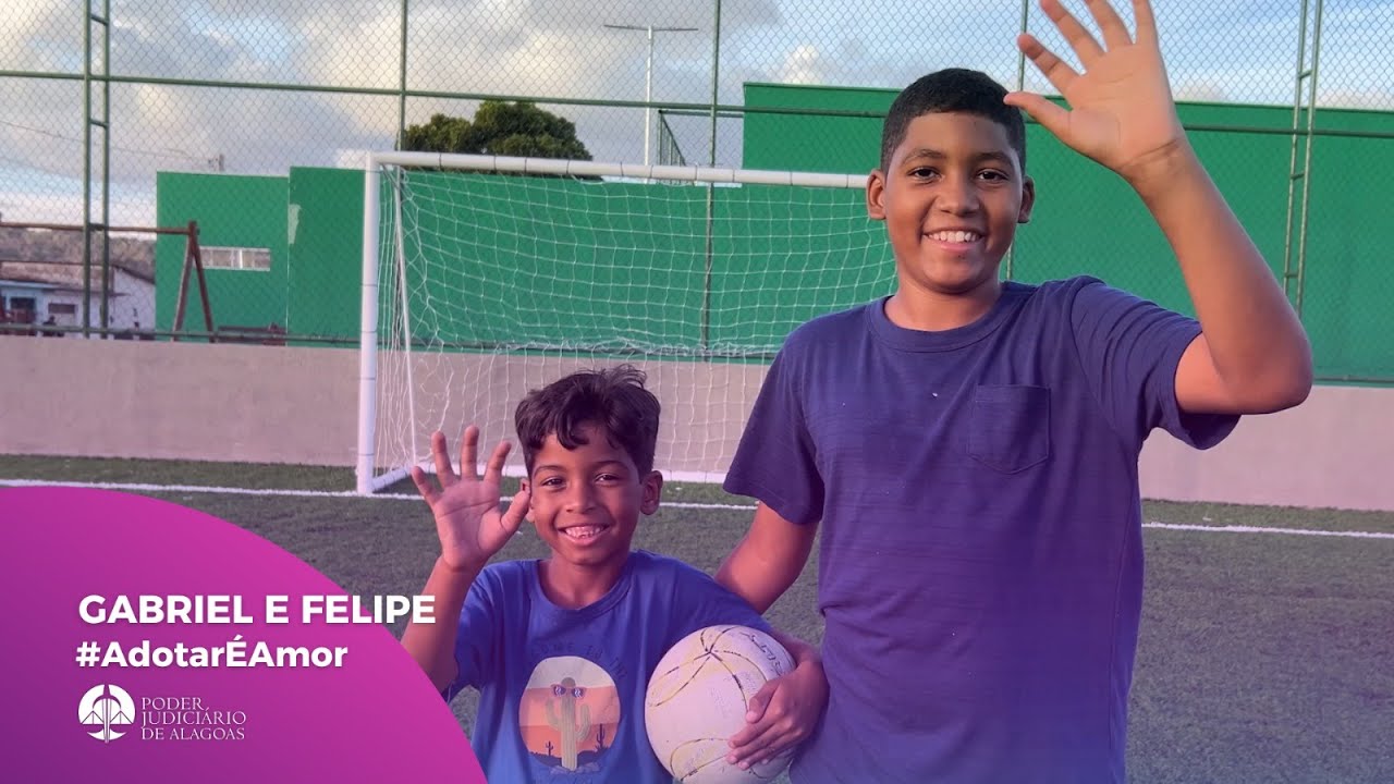 Gabriel, 5 anos; Felipe, 11 anos