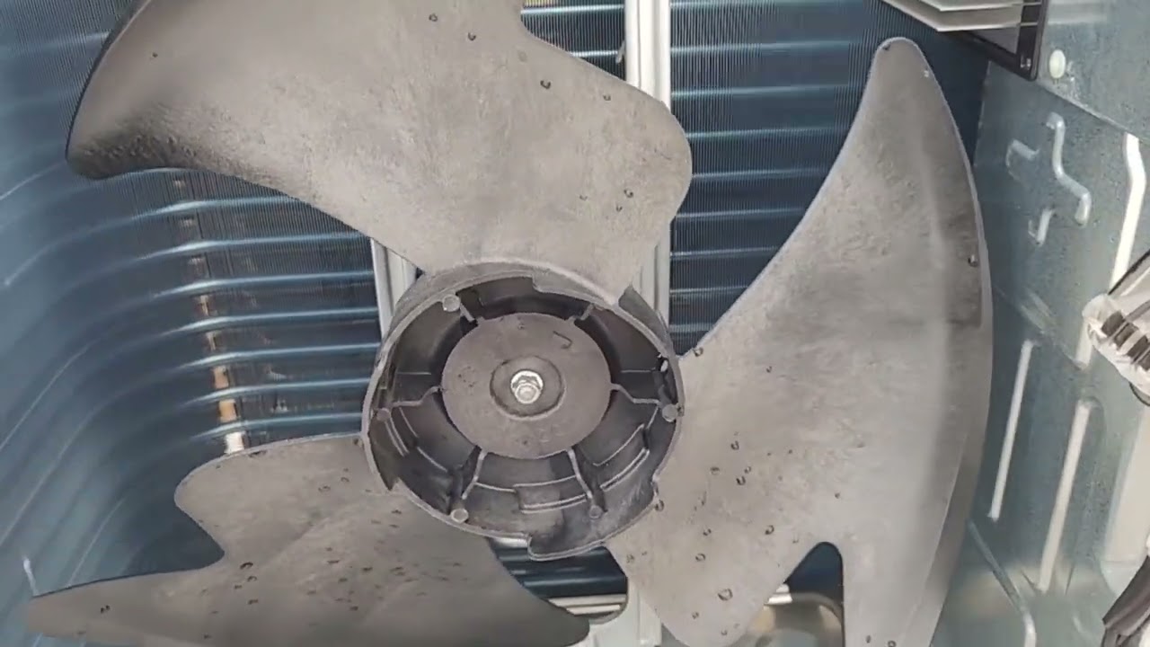 Установка нагревателя для поддона для слива Daikin.