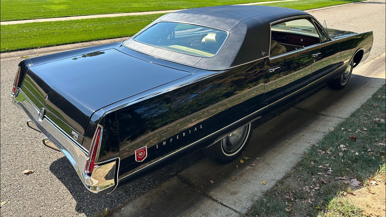 Странные особенности, особенности и особенности Imperial LeBaron 1972 года от Chrysler