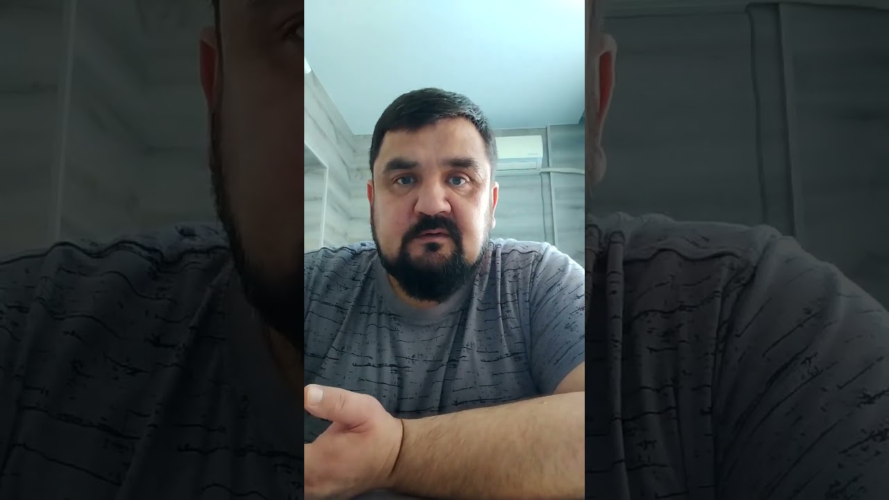 Сиделка носит на руках 105 кг бабулю 
