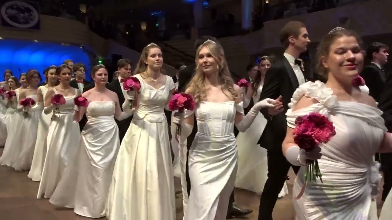 Dübitantinnen bei dem Magnolienball 2026