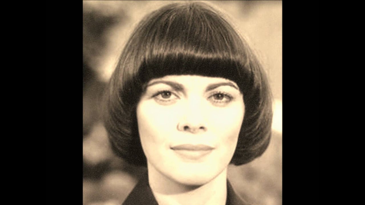 L'homme est un Dieu - Mireille Mathieu