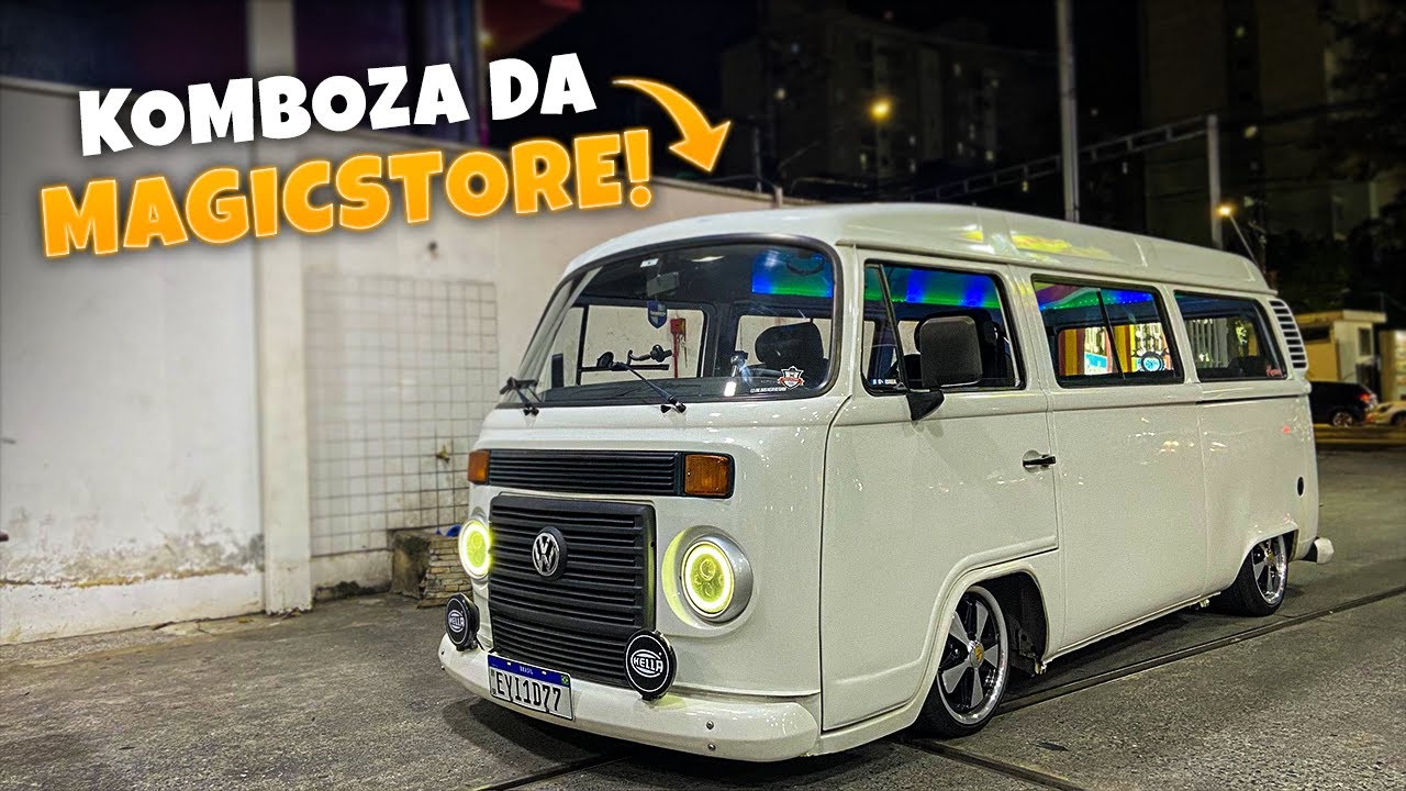 KOMBI COM MÁQUINA DE FUMAÇA O SOM QUE TREME A LATA ELA TRAVO O ROLÊ CONFIRA