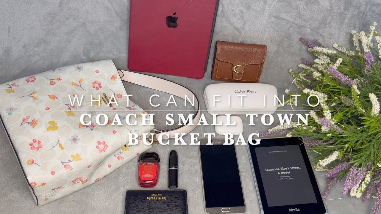 What's in my Coach small town bucket bag - Surprised how many items can fit into it