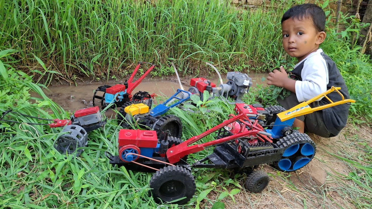 Traktor Sawah ,Traktor, Para Traktor Kubota & Diesel Air Menuju lahan membajak dan terguling