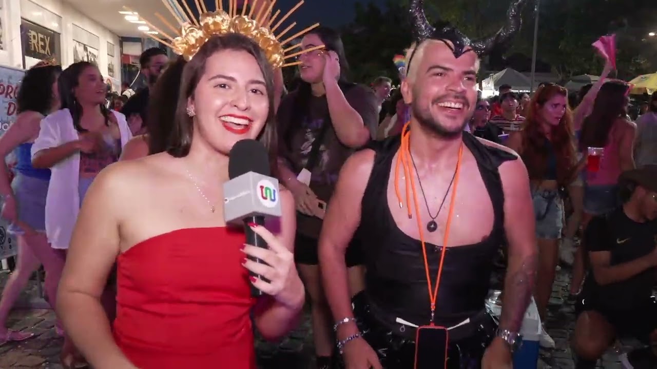 Bloco Estouradas anima jovens e movimenta o Centro de Teresina no domingo de carnaval