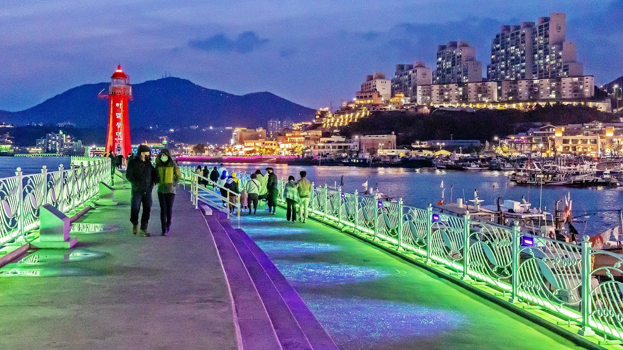 [4K] Yeosu Romantic Cart Bars Night Walk - Nangman Pocha Street | 여수 낭만포차거리의 야경 산책 - 아름다운 항구와 거북선대교