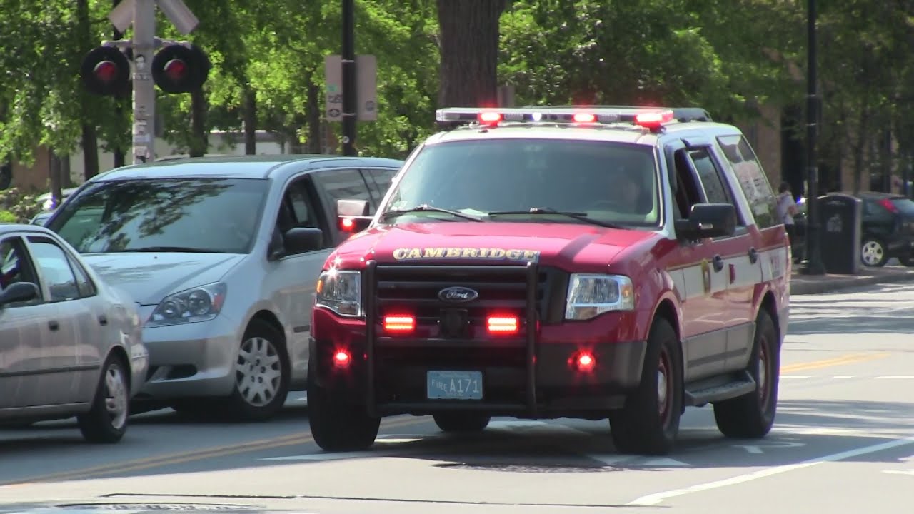 Engine 2 + Field Commander Division 1 + Ladder 3 - Cambridge Fire Dept. Code 3
