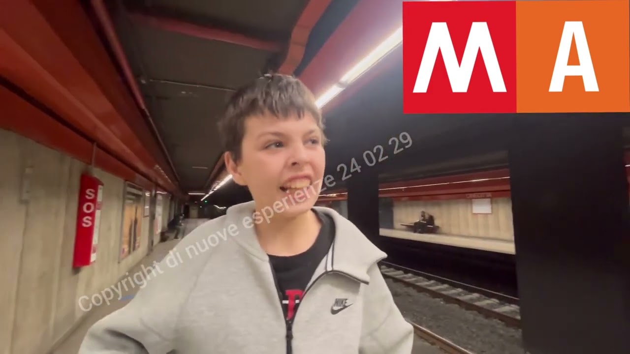 Metro a tour CINECITTÀ e ANAGNINA in direzione ANAGNINA