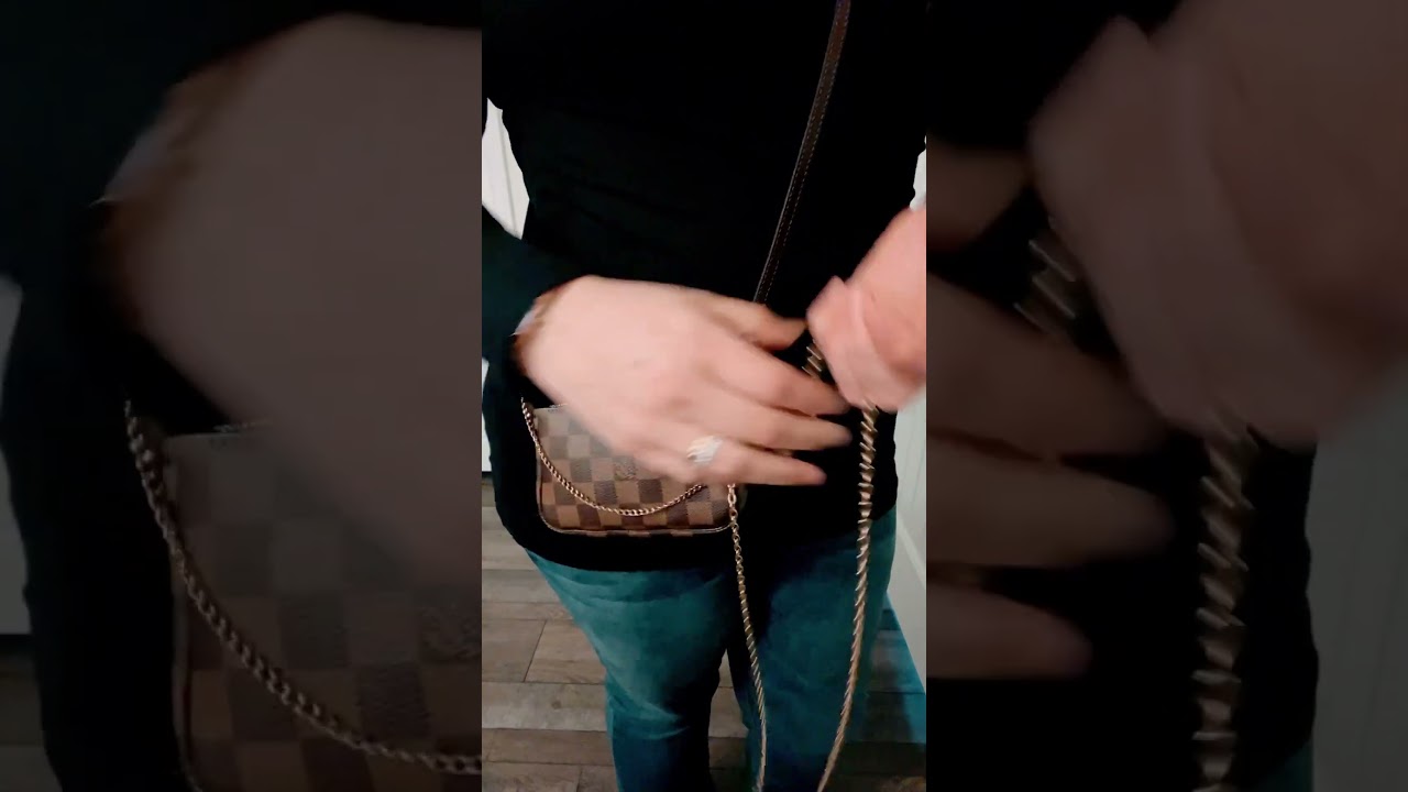 LV Mini pochette Damier Ebene with leather strap and gold chain #purse #bag #louisvuitton #lv