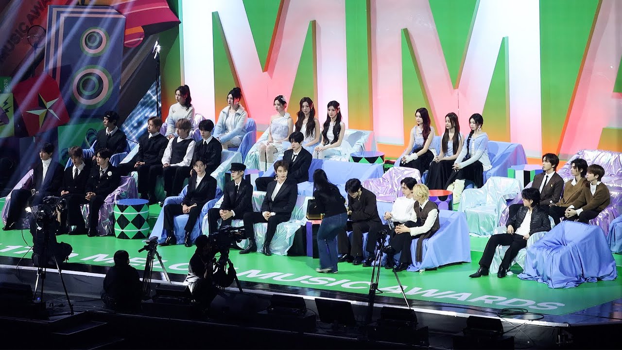 Idols reaction to HANRORO (한로로 무대 보는 엔시티위시 라이즈 하츠추하츠 지코 보이넥스트도어) 직캠 | MMA • 251220