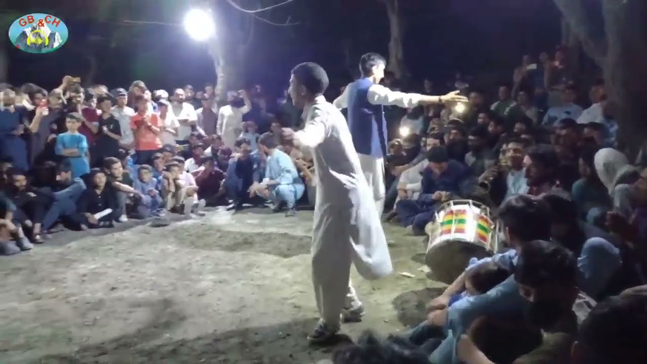 New Chitrali dance | garum Dhool Ishtok reshun | rahat ali kabir ali dance | khowar new song 2023