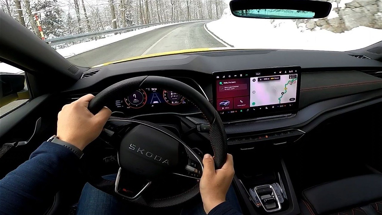2025 Skoda OCTAVIA RS [2.0 TSI, 265 HP] First POV Test drive | Winter condition | Sound CARiNIK