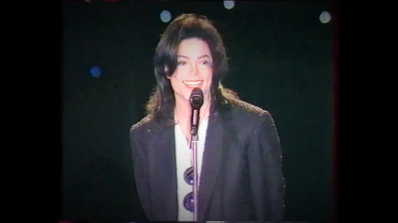 MICHAEL JACKSON EARTH SONG LIVE AT WORLD MUSIC AWARDS 1996