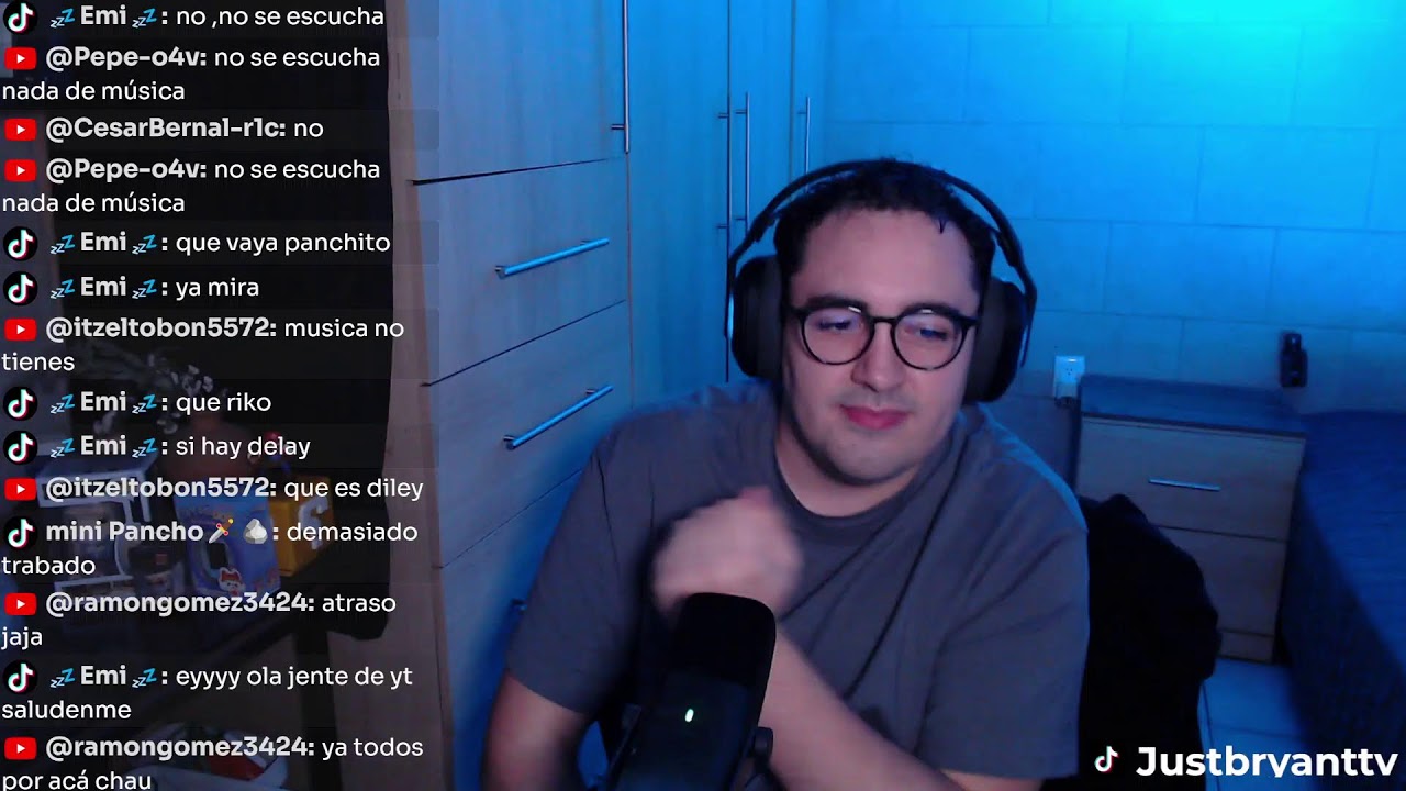 Holaa ya estoy en vivo