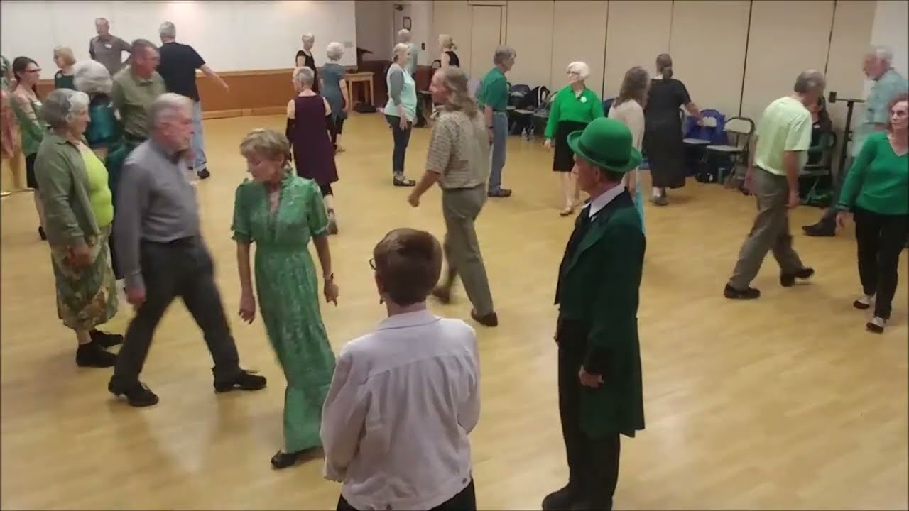 The Irish Howle • English Country Dance
