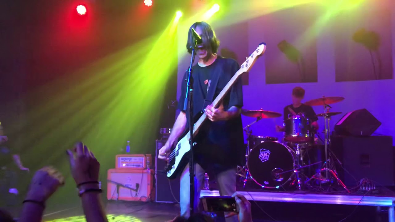 With Confidence - “Moving Boxes” (LIVE from House of Independents)