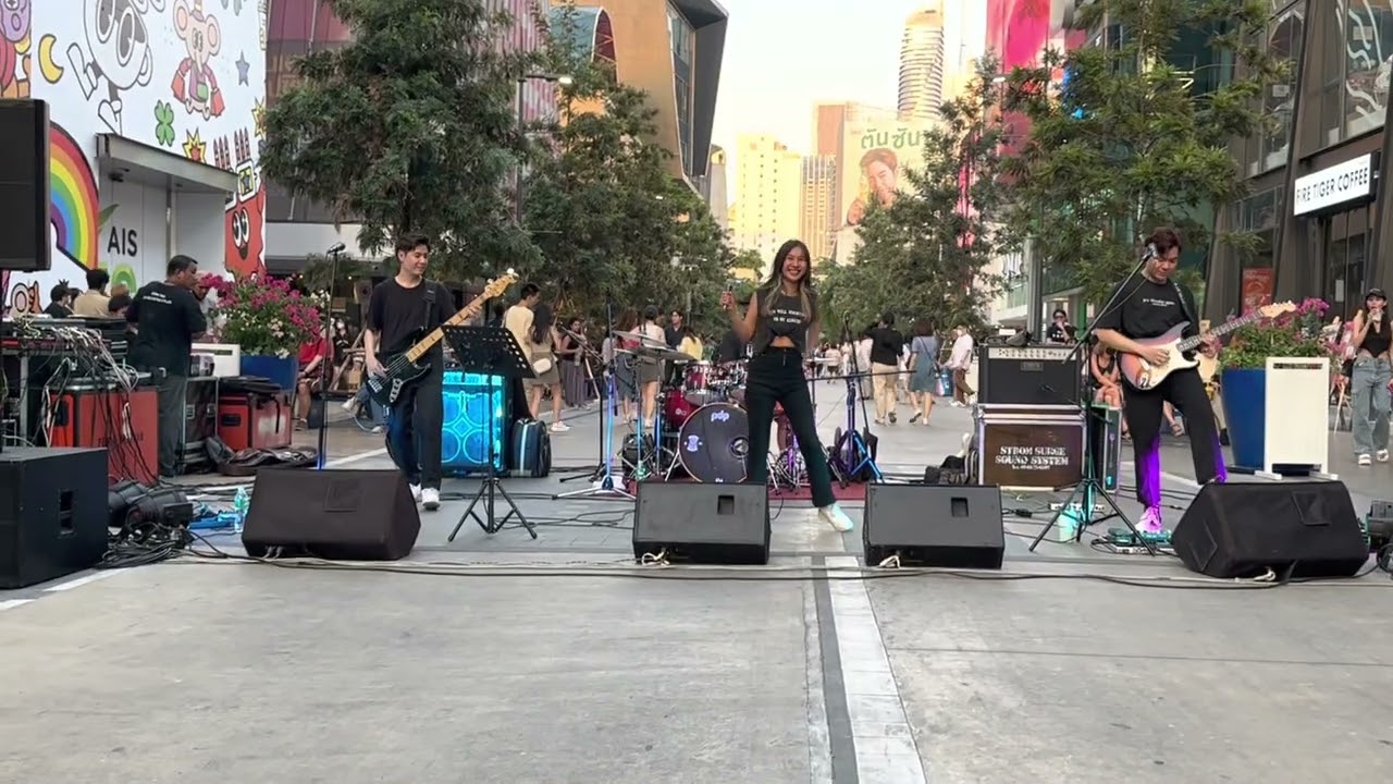 HERO BAND LIVE IN SIAM SQUARE ONE
