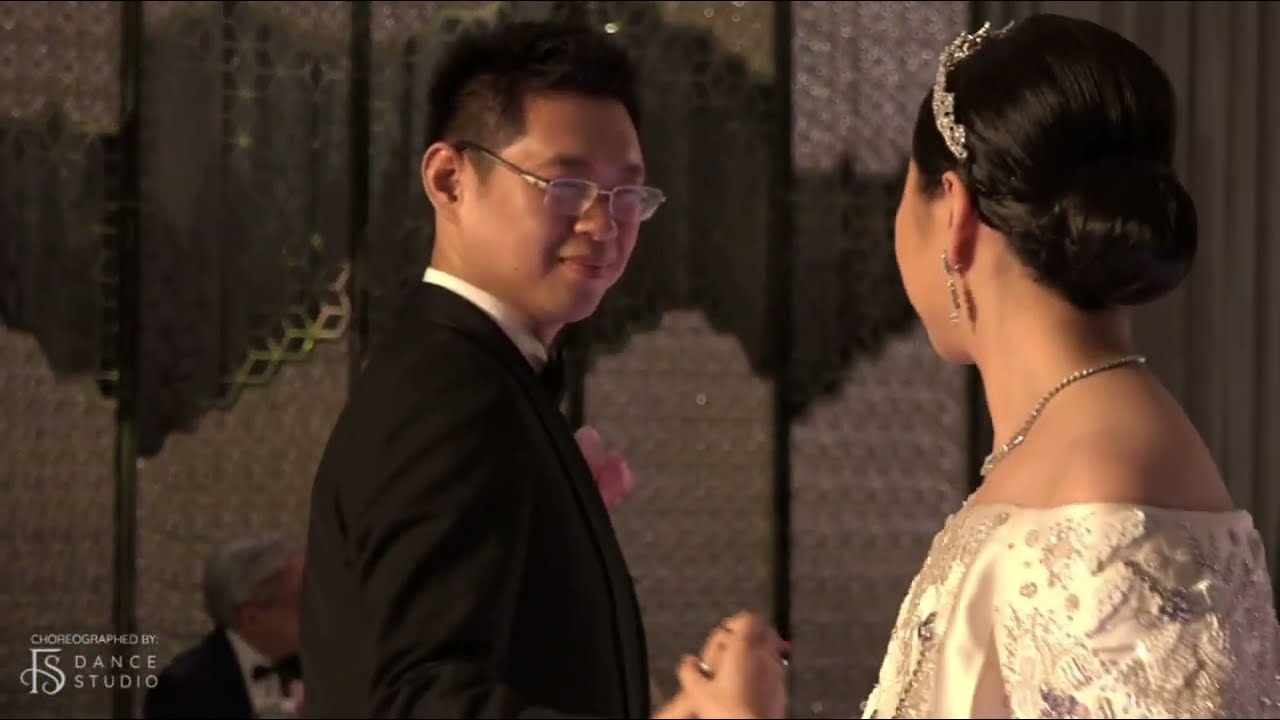 The First Dance of #EkaKarina | Michael Bublé - La vie en rose