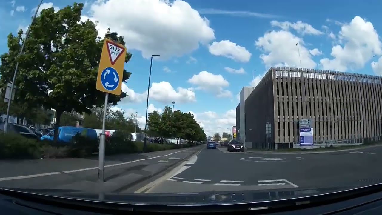 Через Мейденхед, Англия __ Via Maidenhead, England