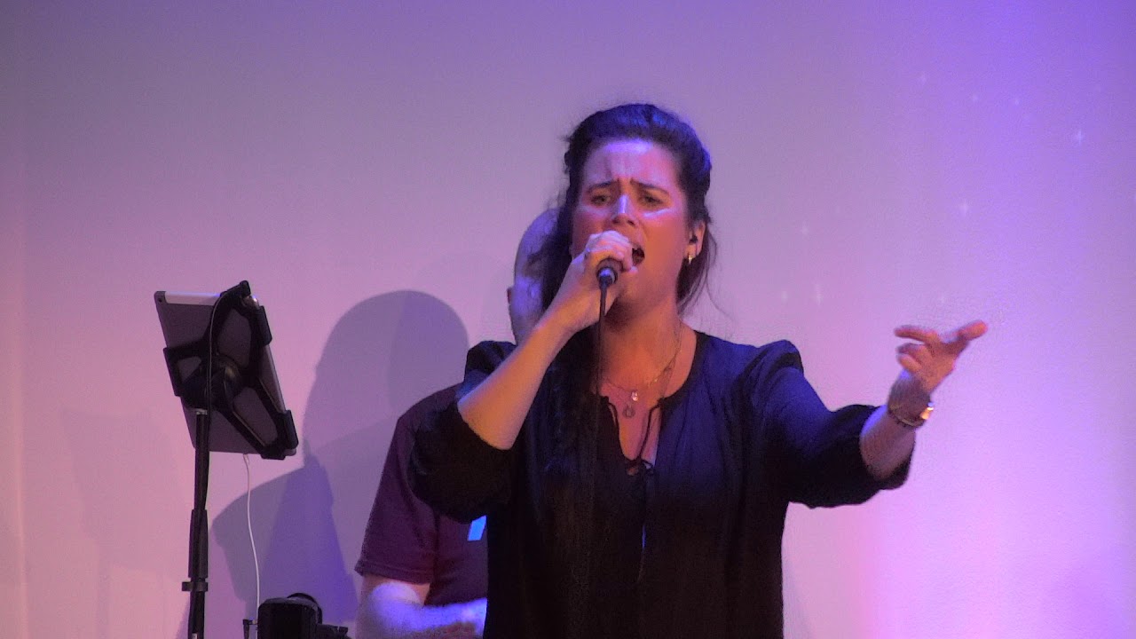 200621   Lofgjörðarsveit Smárakirkju