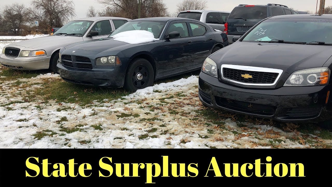 Government Auction Inspection Day - Ford Crown Victoria and Chevy Caprice PPV