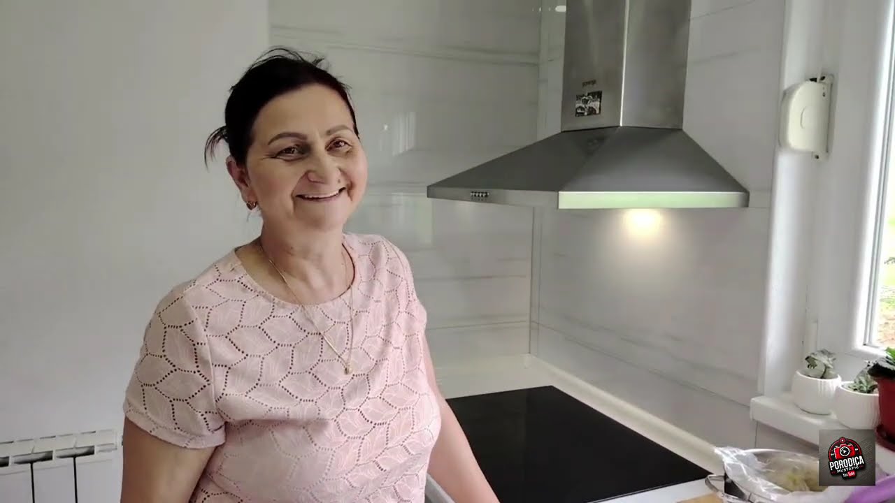 Nana nam pravi Eklere,miris roštilja,još malo i vrijeme da se krene nazad....