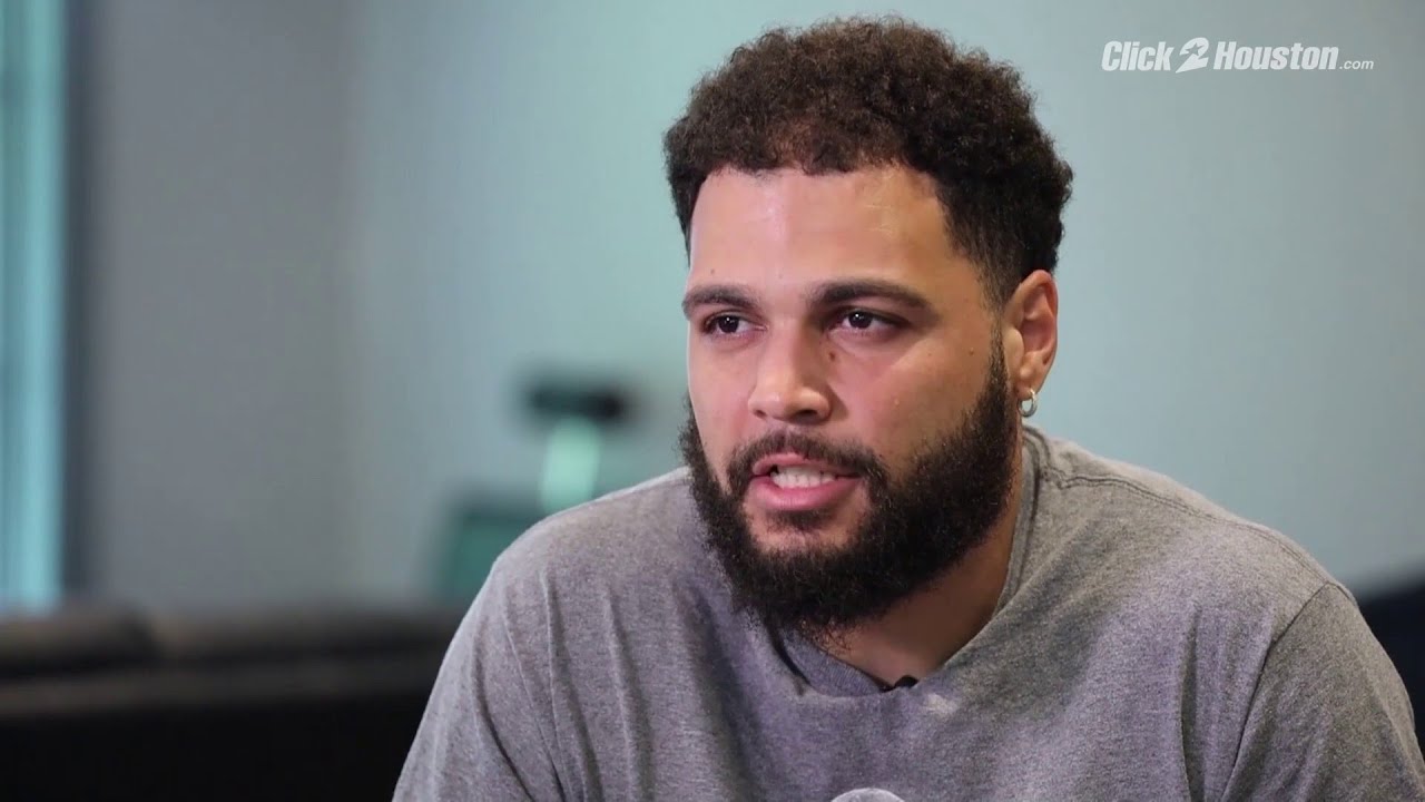 Mike Evans on TB's Rob Gronkowski's recent retirement