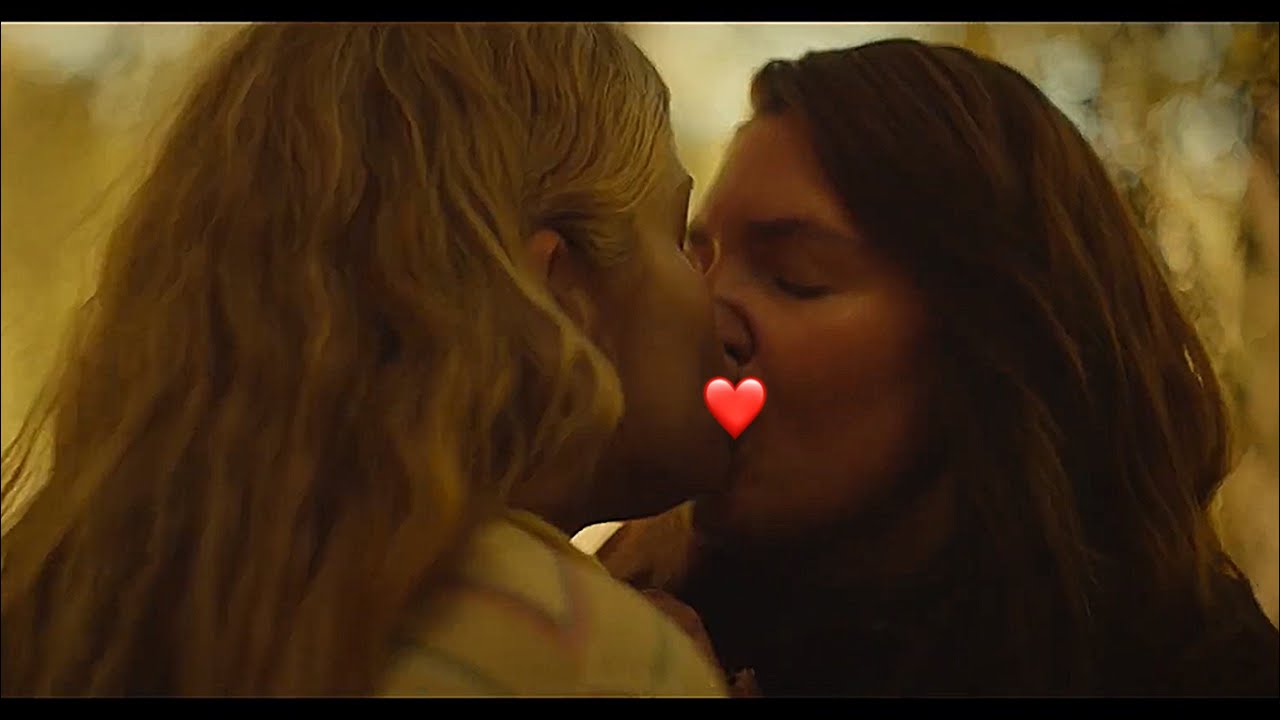 Melissa and Shauna Lesbian kissing scene | Hot kissing scenes | Yellowjackets S3E2 explanation
