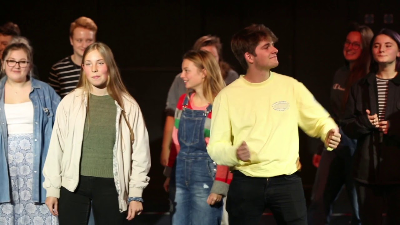 Sing and Sign choir Bodmin College