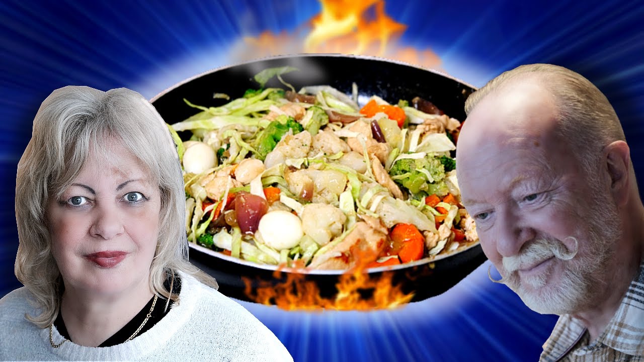 Голландские родители пробуют вкуснейшую филиппинскую еду ЧОП-СУЭЙ!