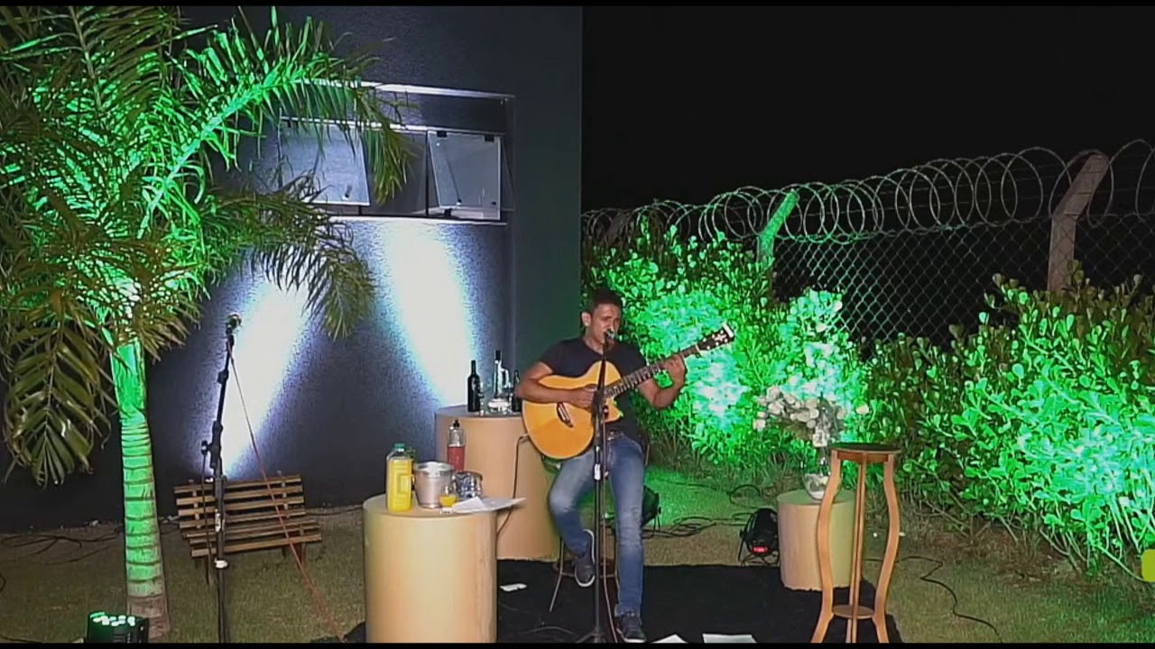 ADRIANO MATTOS - SEPARAÇÃO voz e violão
