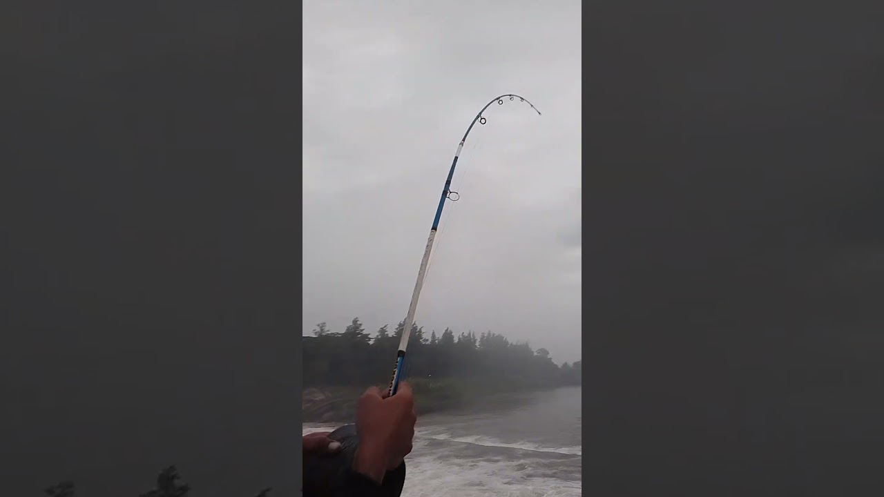 Di suatu senja di Bendungan Waruturi Gampeng 