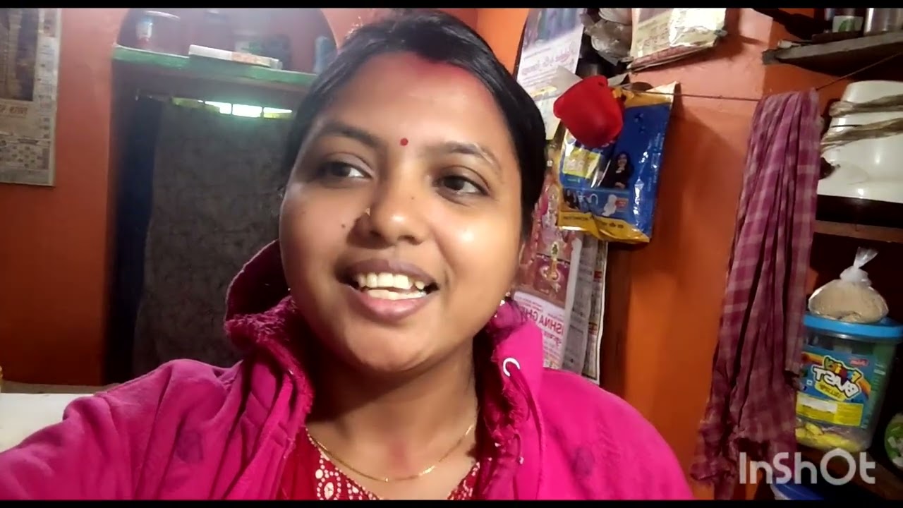 সকালে জল খাবারে গোলারুটি করলাম সবার জন্য।।❤️ খুবই ঠাণ্ডা পড়েছে 🥶🥶।।জলে হাত দিলে জ্বালা করছে ❤️❤️😘😘