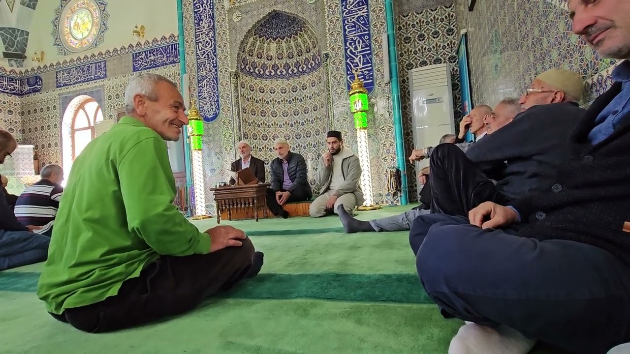 Trabzon Araklı Pervane Köyü Merkez Camiinde mevlüt anı imam Osman Halil'in sure okuyuşu 