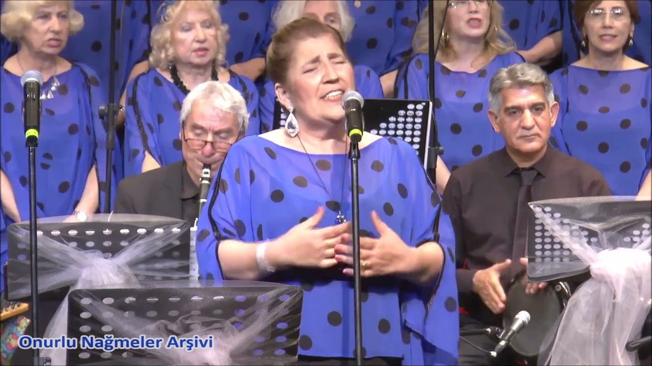 AYŞENUR TEKİN & Bağ Gölgelenir Güller Açar