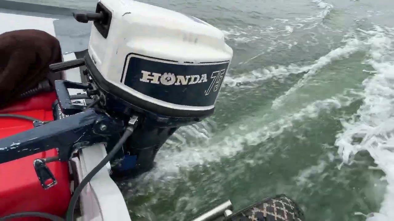 Praca silnika HONDA BF75 z pontonem 430cm - Zatoka Gdańska - 22.10.2023 - VMax 16km/h