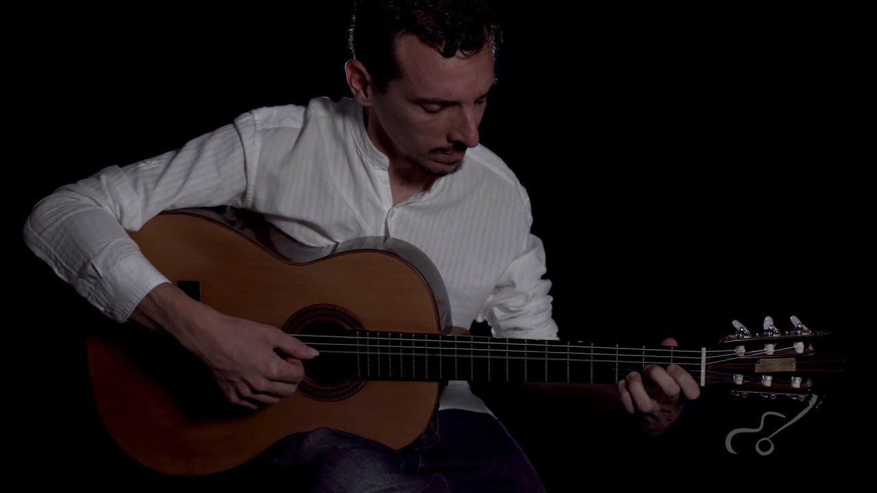 Iuri Bittar - Molambo (Jaime Florence (Meira) / Augusto Mesquita) Violão Brasileiro