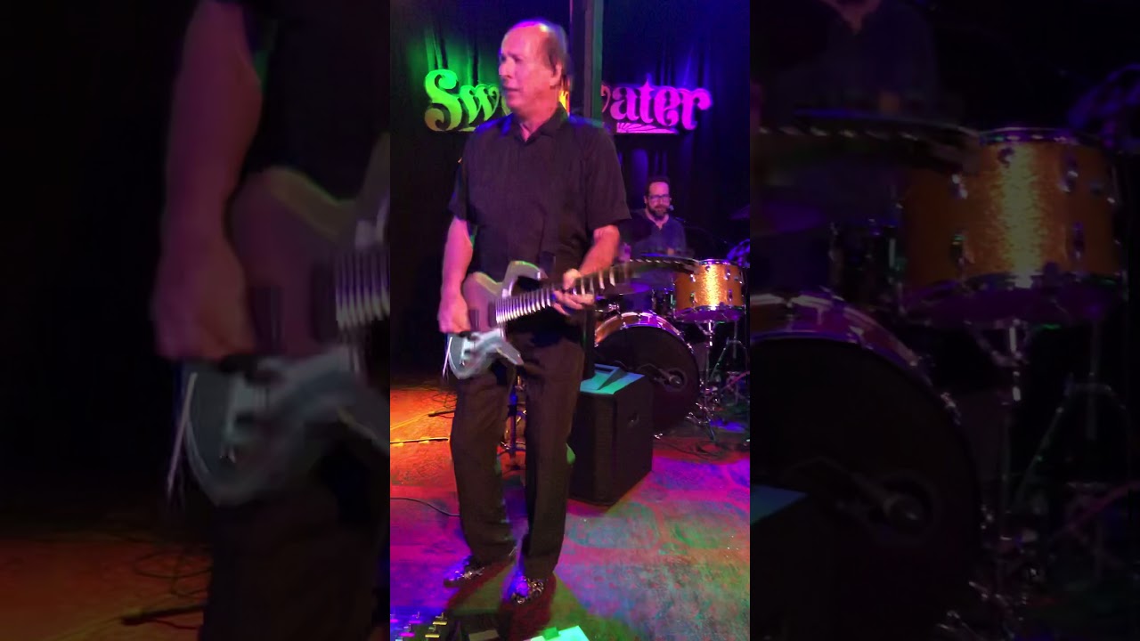 Adrian Belew - Thela Hun Gingeet