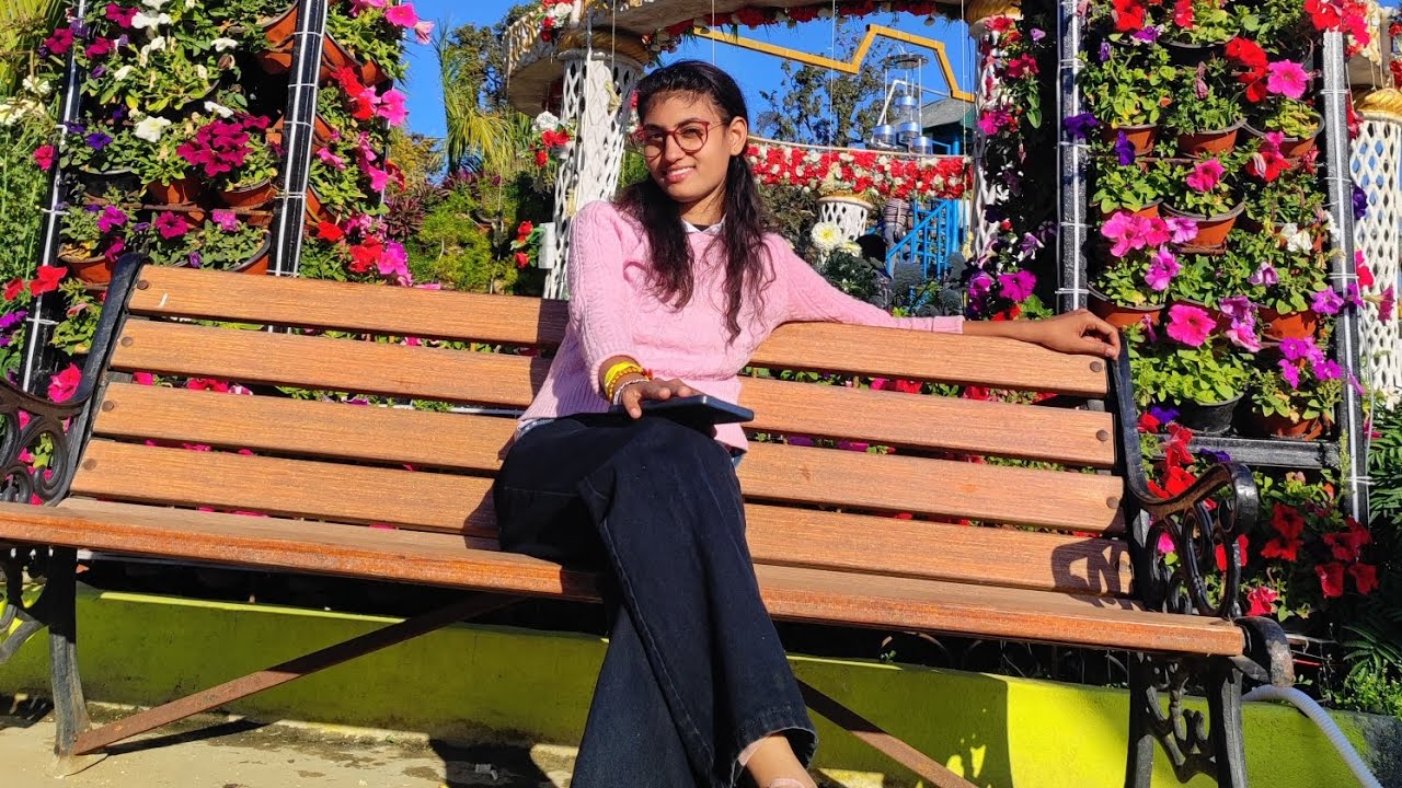My second vlog 🥰 aaj ham gye hmari dhano ko gumane 😂#vlogs #trending #viral #collegelifememes 