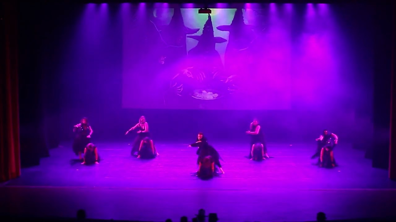 Espetáculo CALENDÁRIO (Ateliê da Dança 2025) – Dia das Bruxas