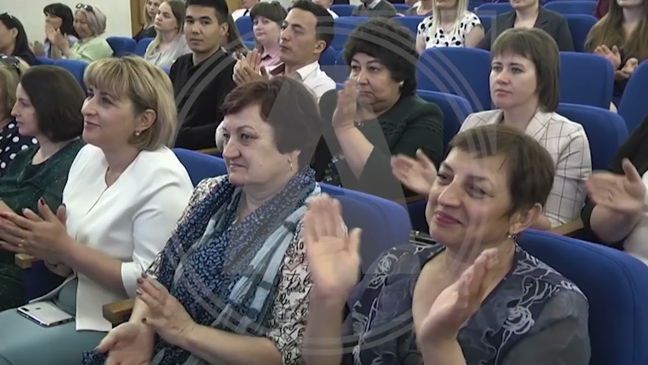 День госслужащего отметили в Денисовском районе