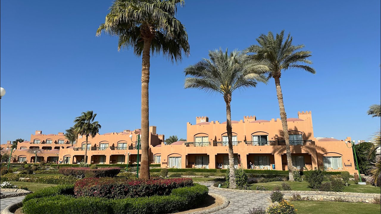 Akassia Swiss Resort - Marsa Alam - walk from room to the beach - stereo ambient sound