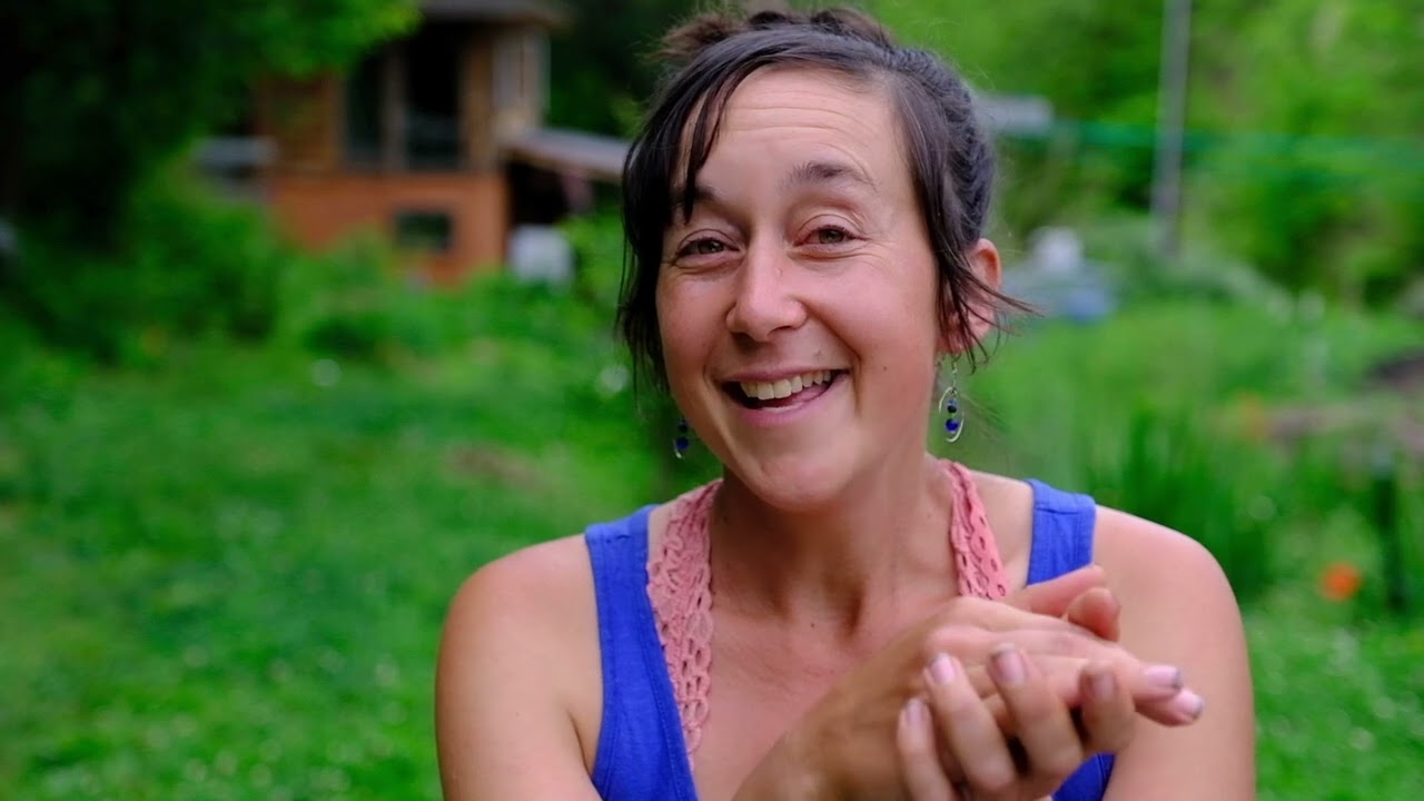 What to plant in Summer for a fall and winter vegetable harvest--FREE GARDENING CLASS & Grow Guide