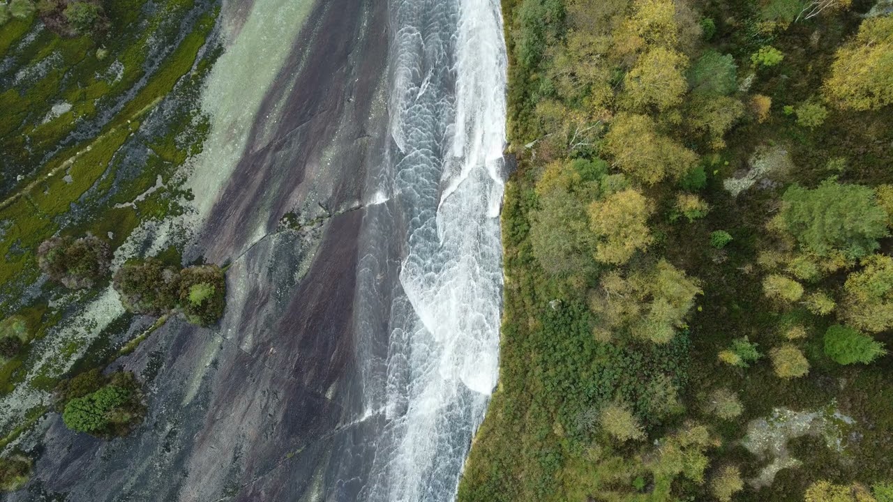 Skrelia waterfall - 'Skrelifallan'