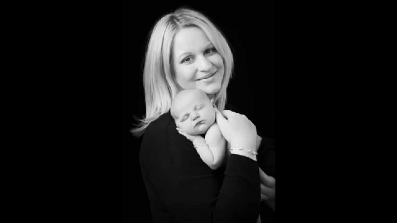 Mom & Baby First Portrait - Vanessa G. Photography