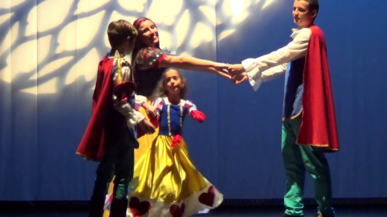 Branca de Neve e a Versão do Espelho