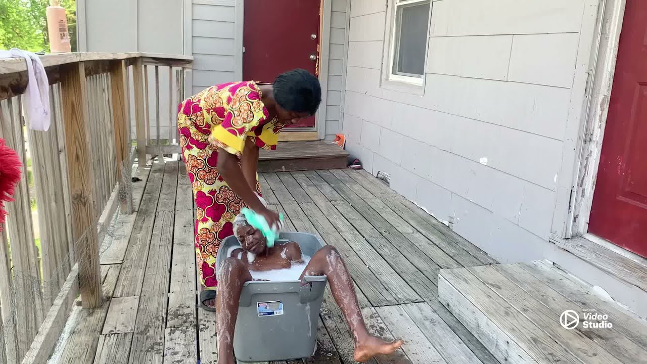 African parents getting their children ready for school😂😂| comedy