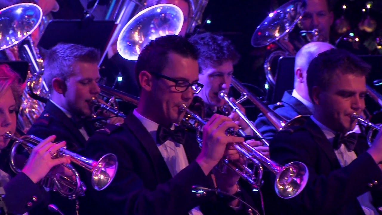 Fanfare Korps Nationale Reserve ontvangt Loïs Lane - theater trailer